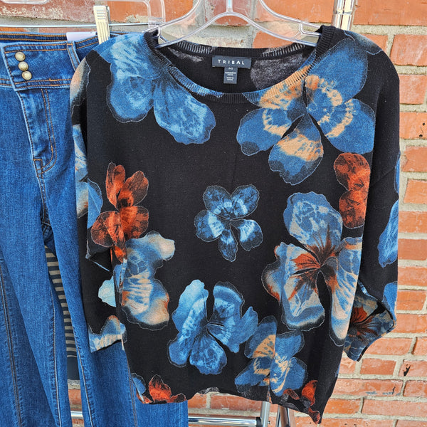 Tribal Three-Quater Sleeve Crewneck Sweater