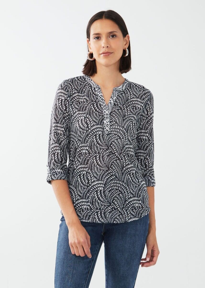 FDJ 3/4 Sleeve Tab-Up Henley Top