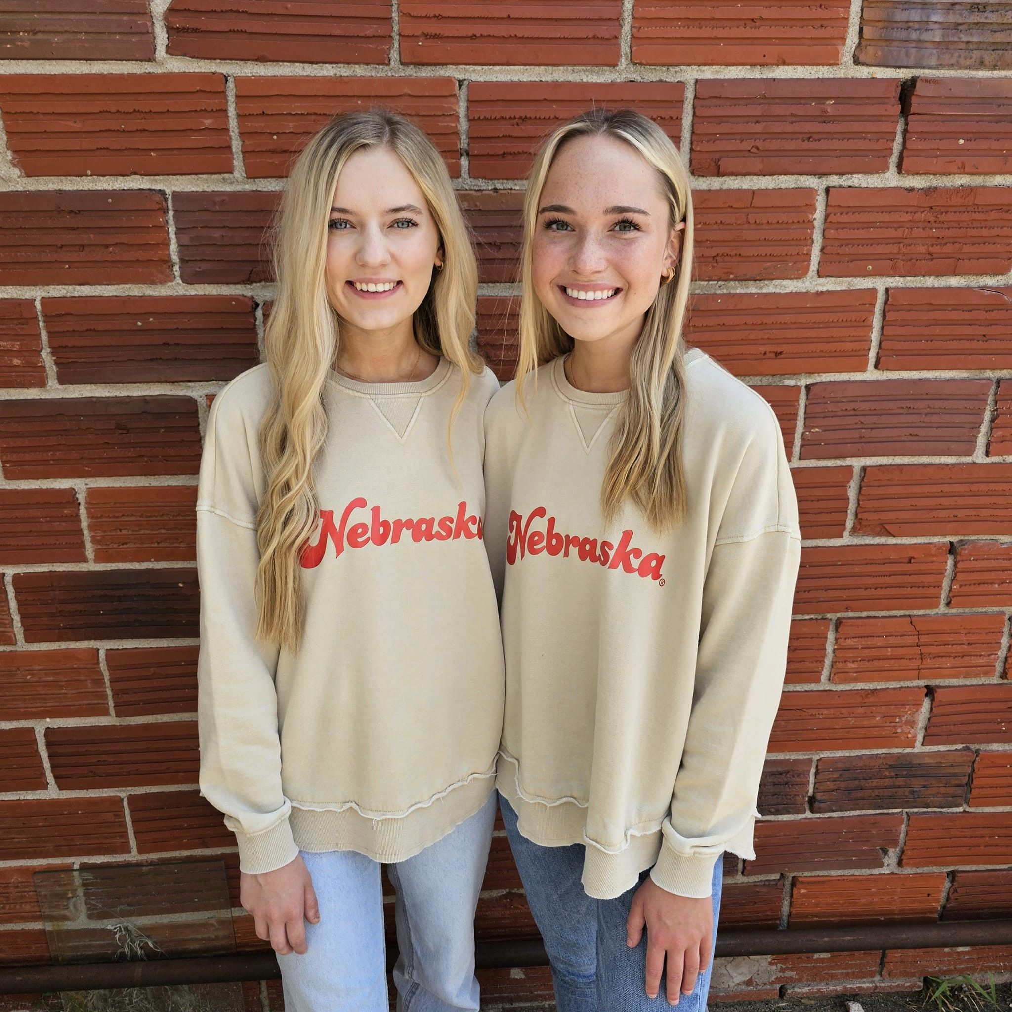 Nebraska Oversized Hi-Lo Pullover