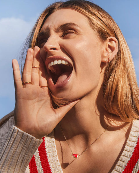 Cheer Gold Short Pendant Necklace