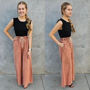 Mineral Washed Wide Legged Pants