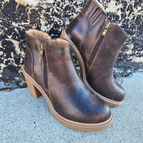 Corkys Rocky Top Espresso Crinkle